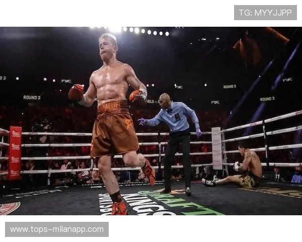 加西亚被拍与新教练交流防守细节，位置或将被重塑